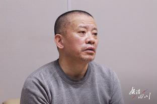 勇士今日全队三分33中8 本季首次单场三分命中数不足10次